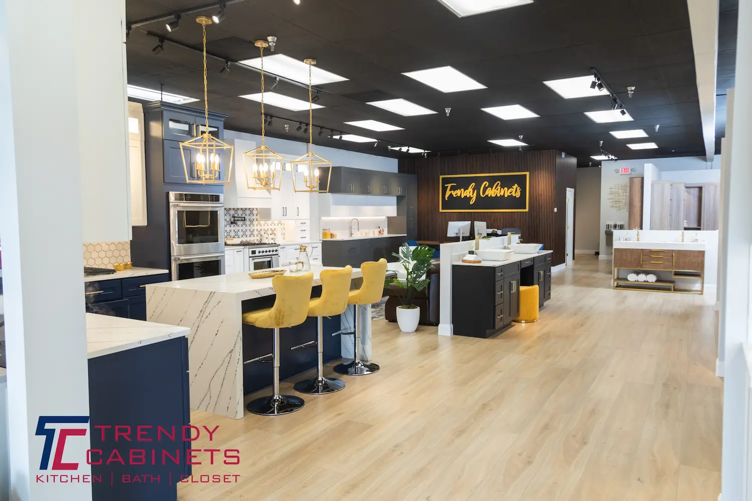 Trendy Cabinets showroom in Roswell with cabinet and design displays